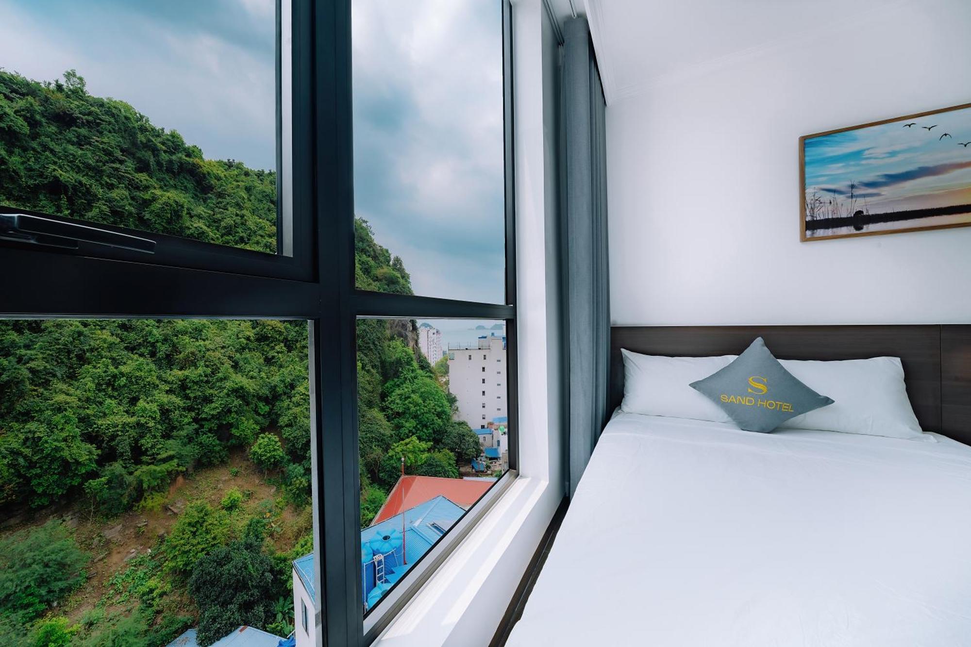Sand Hotel Cat Ba Island Bagian luar foto