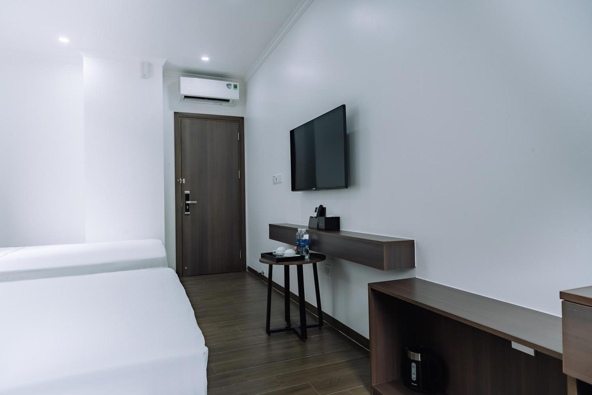 Sand Hotel Cat Ba Island Bagian luar foto
