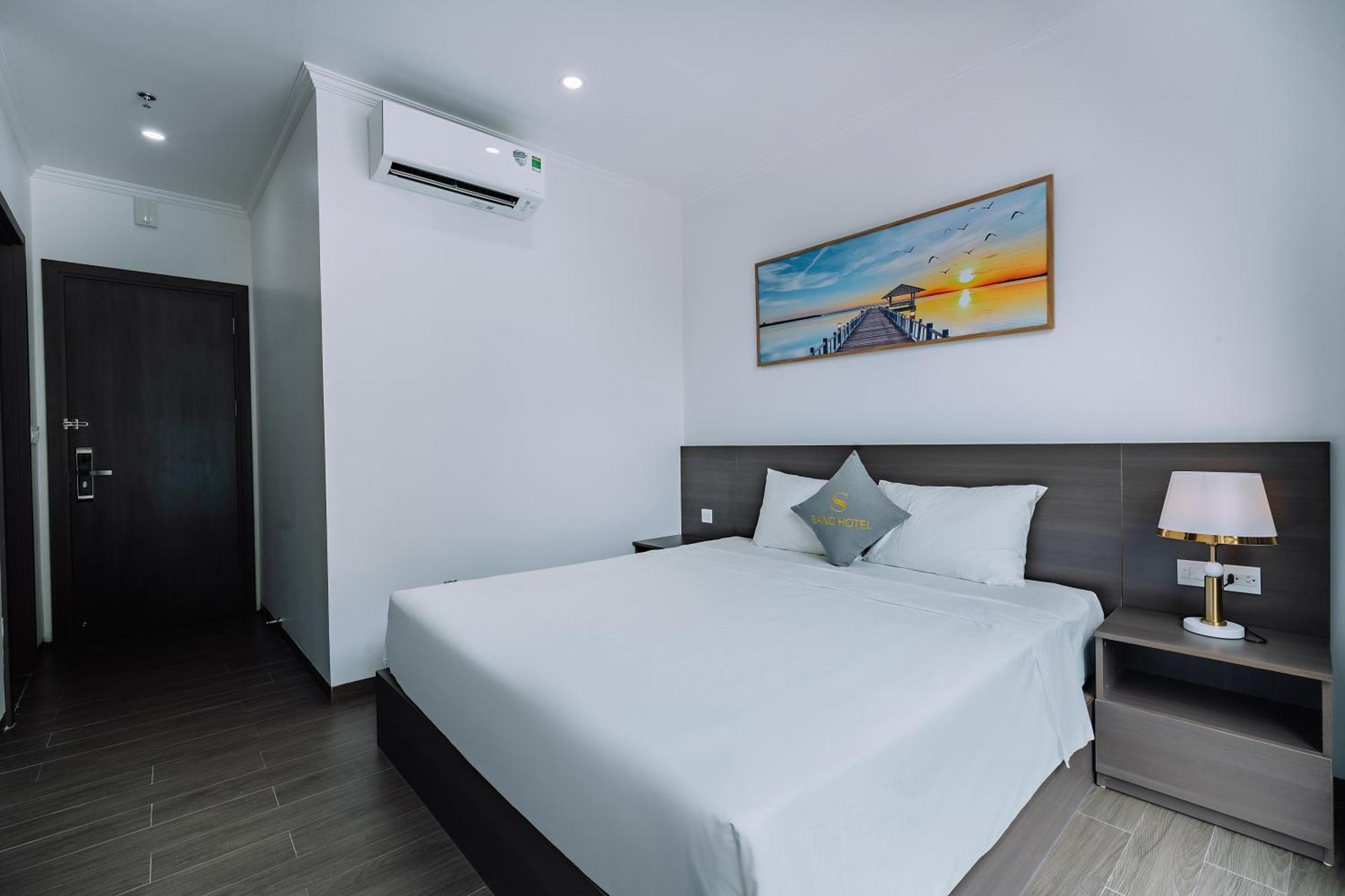 Sand Hotel Cat Ba Island Bagian luar foto