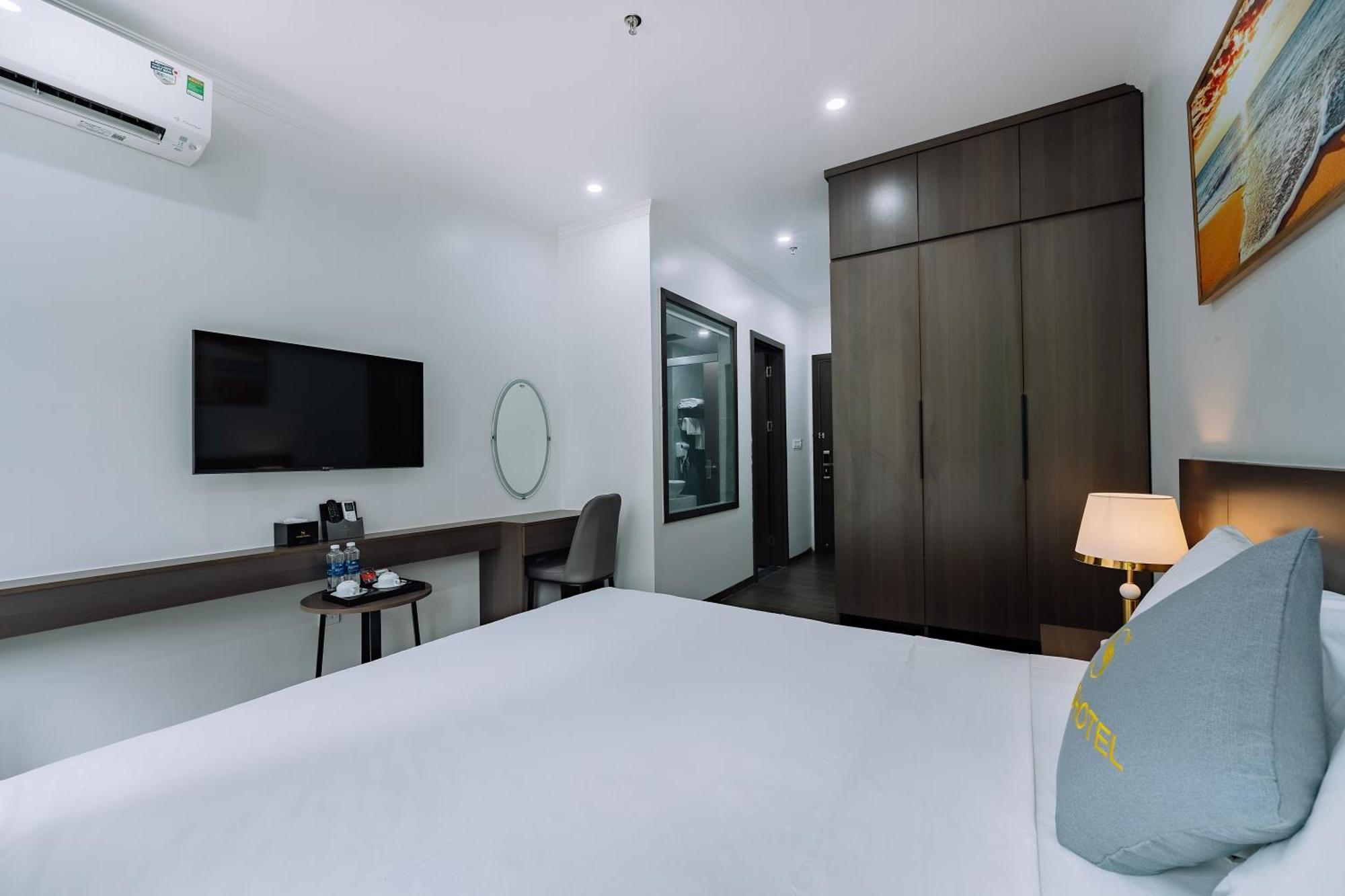 Sand Hotel Cat Ba Island Bagian luar foto