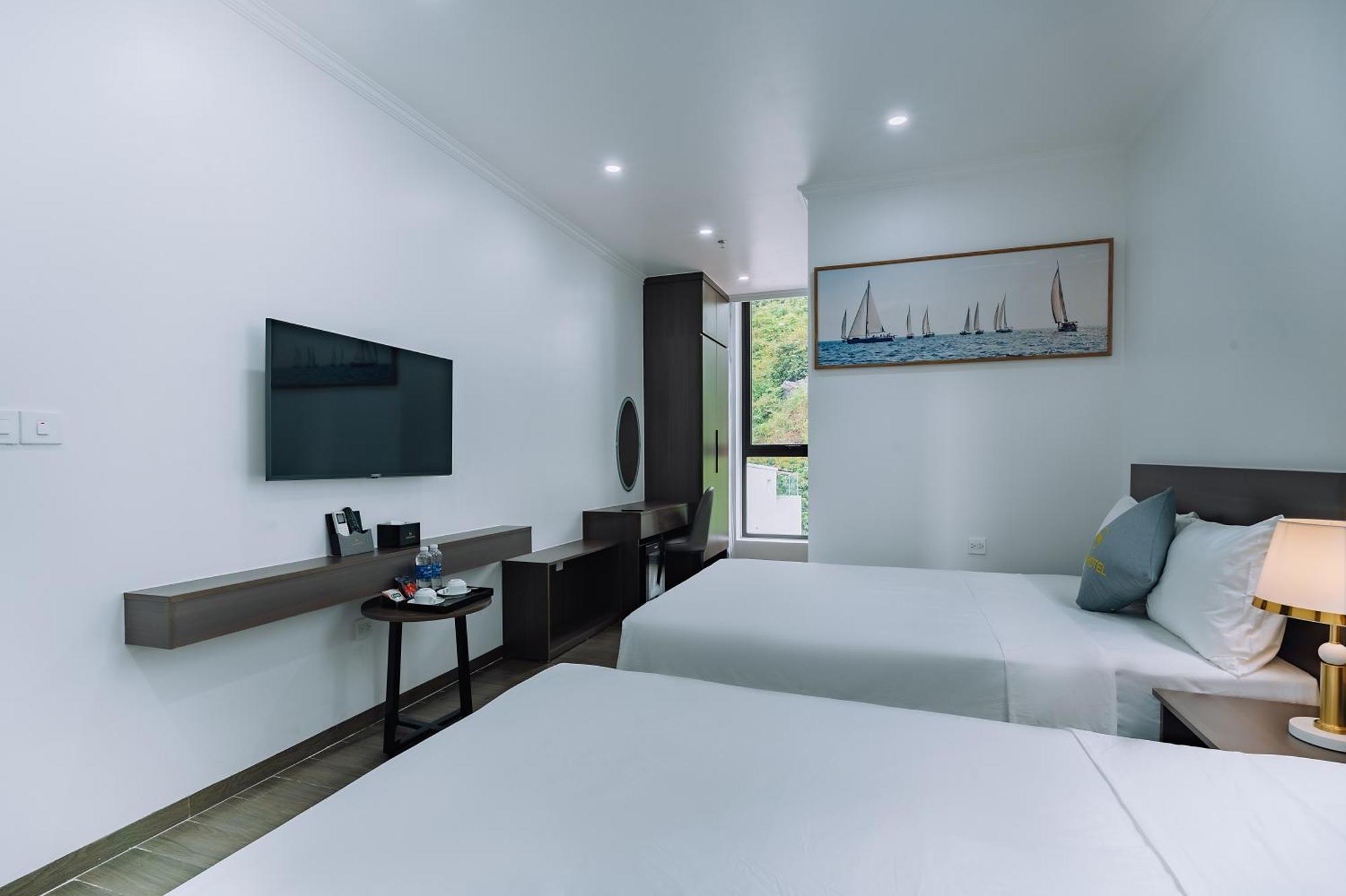 Sand Hotel Cat Ba Island Bagian luar foto