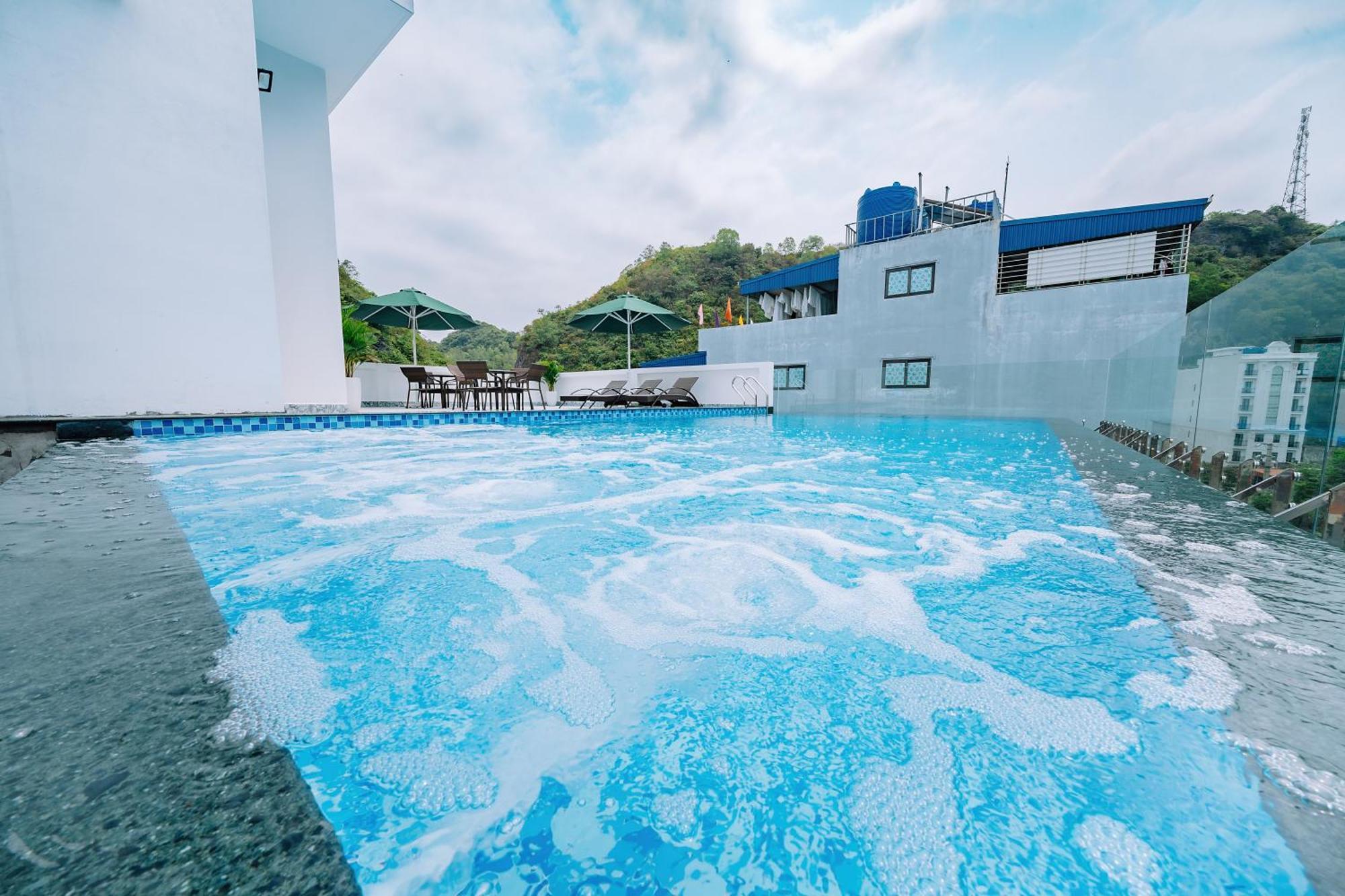 Sand Hotel Cat Ba Island Bagian luar foto